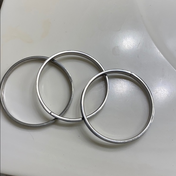 Blue sea shell bracelets - Picture 3 of 3